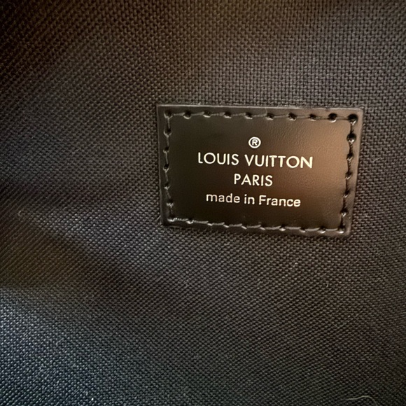 Authentic Louis Vuitton Overnight Damier Graphite - Picture 10 of 16